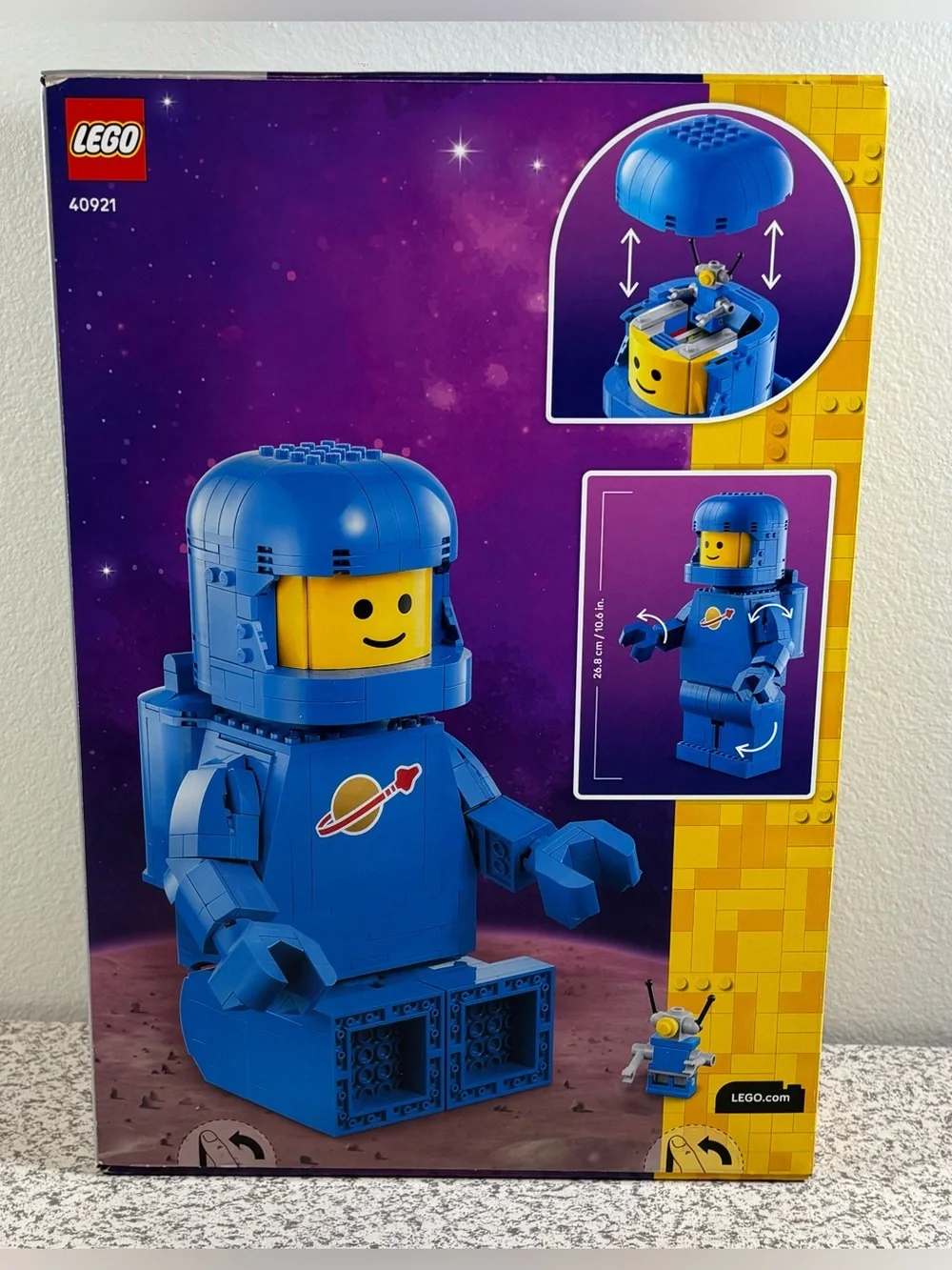 LEGO Space 40921 Up-Scaled Blue Astronaut Minifigure Set Kit Brand New Sealed